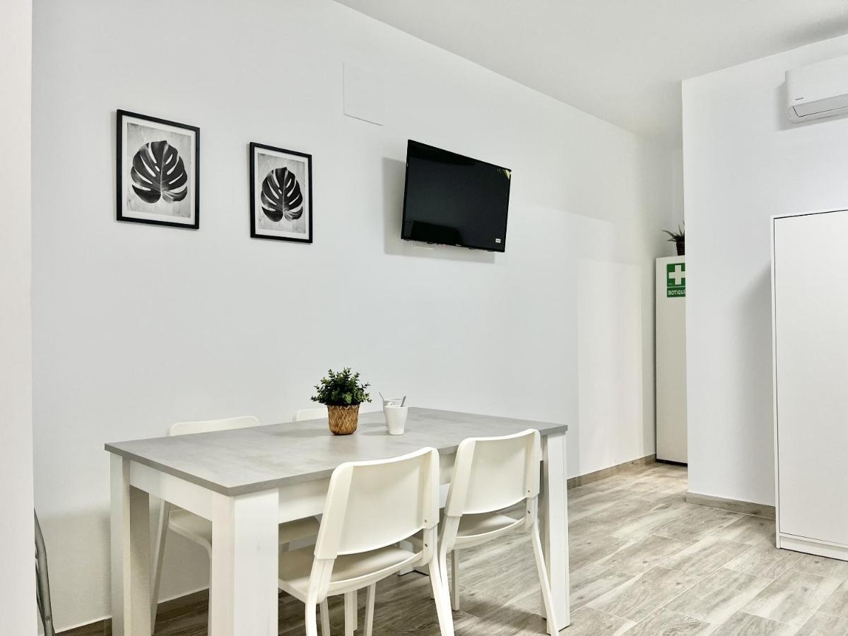 Los Tilos Suites-Vialia Malaga Zewnętrze zdjęcie